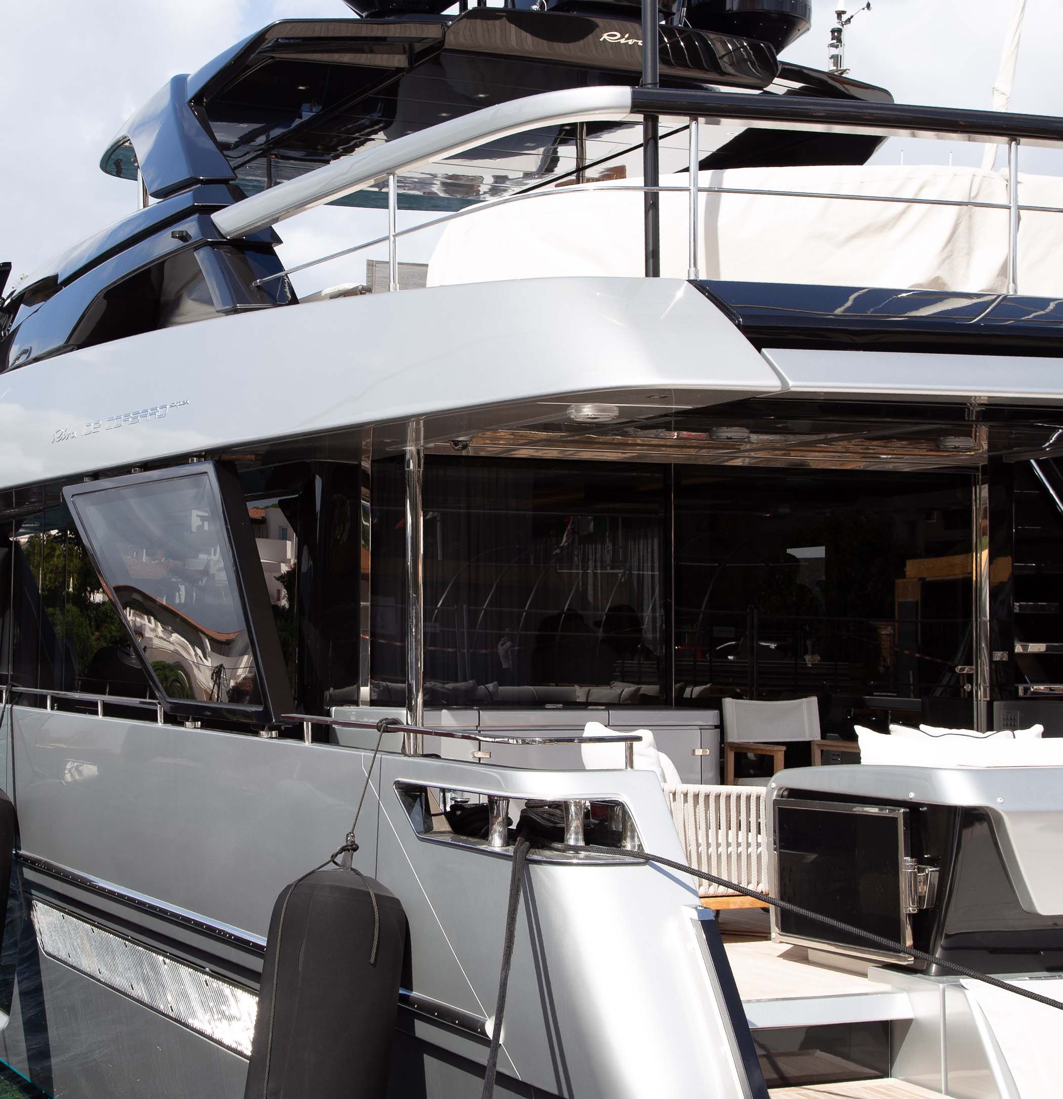 ReferencesItaly_C2_1_Boat
